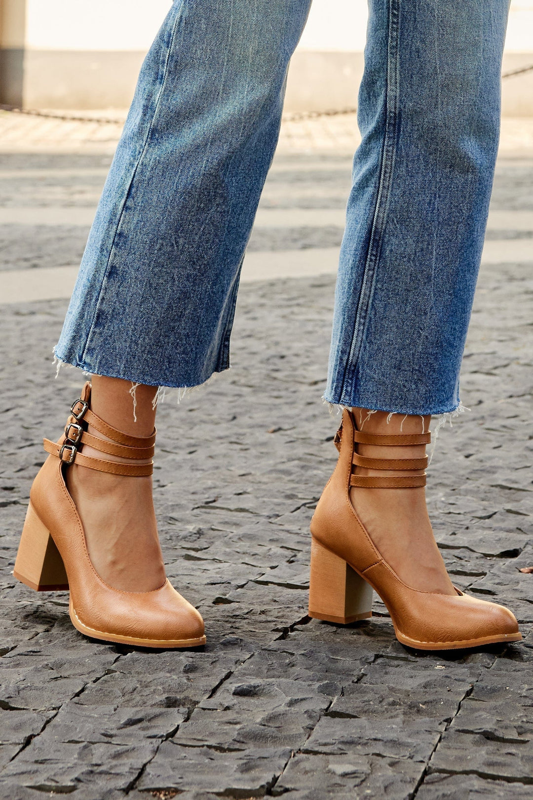 Ariana | Talons à triple boucle