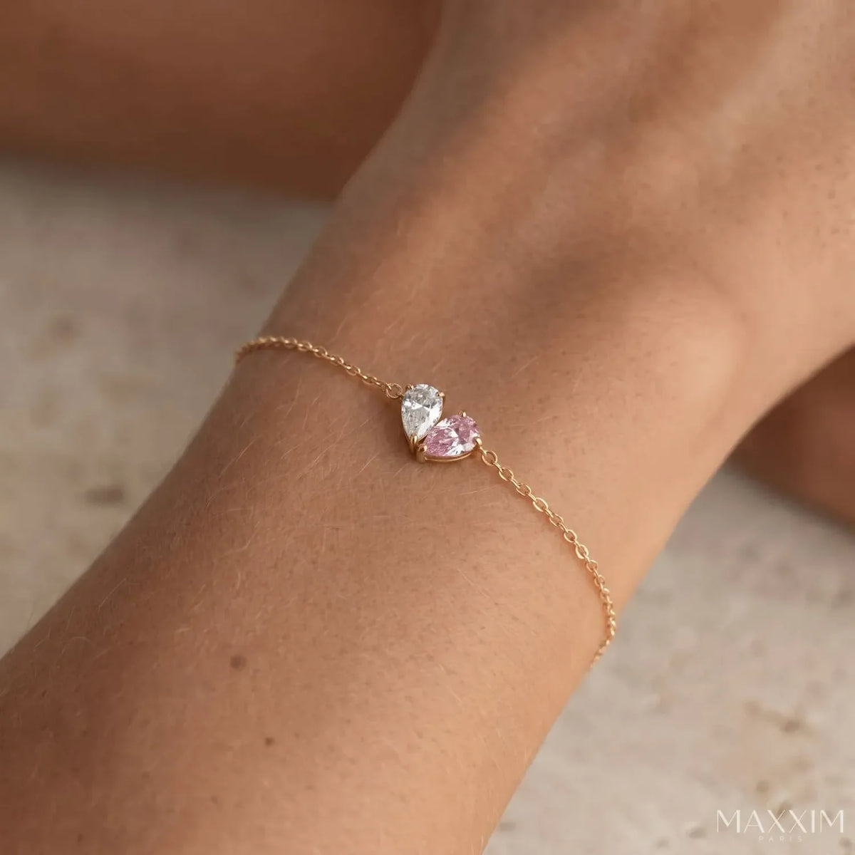 LIORA ARMBAND