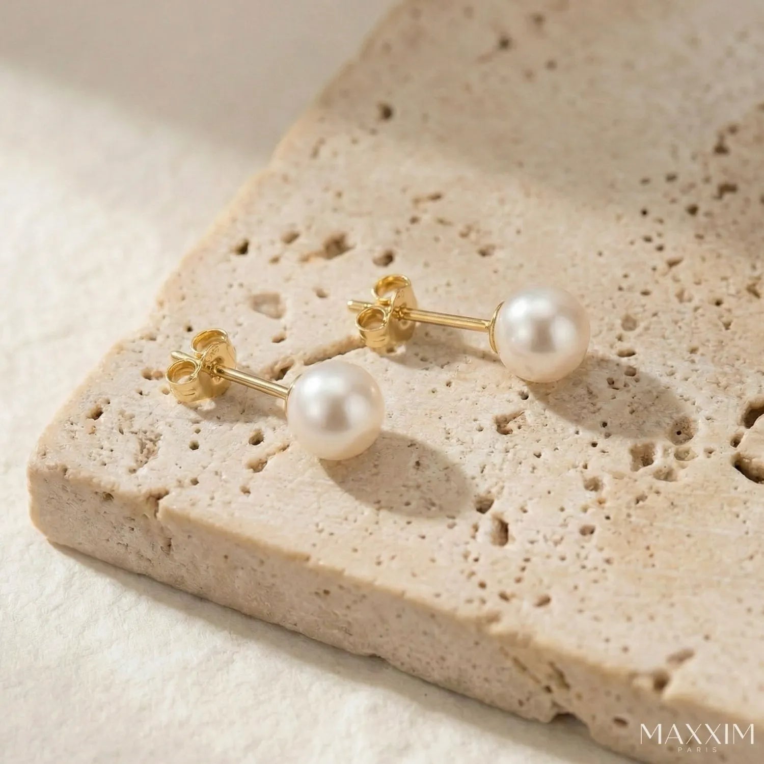 FIONA STUDS