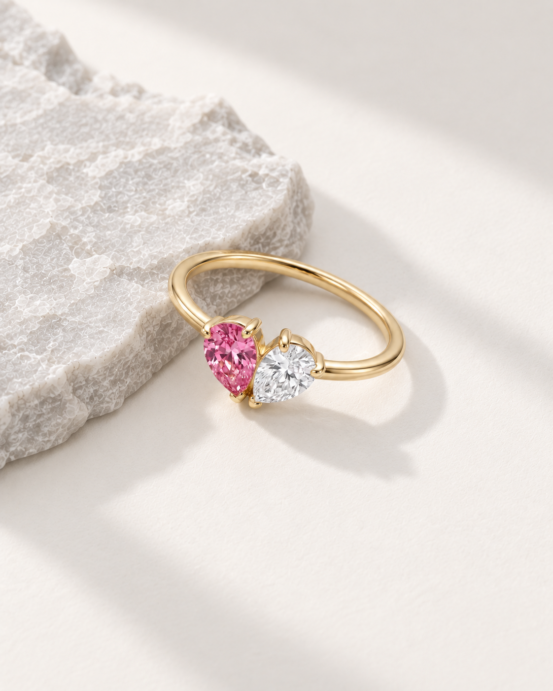 LIVIA RING