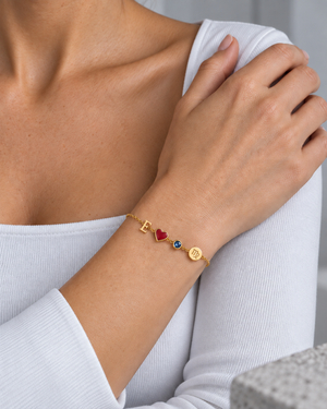 Gepersonaliseerde hartjes armband met initiaal