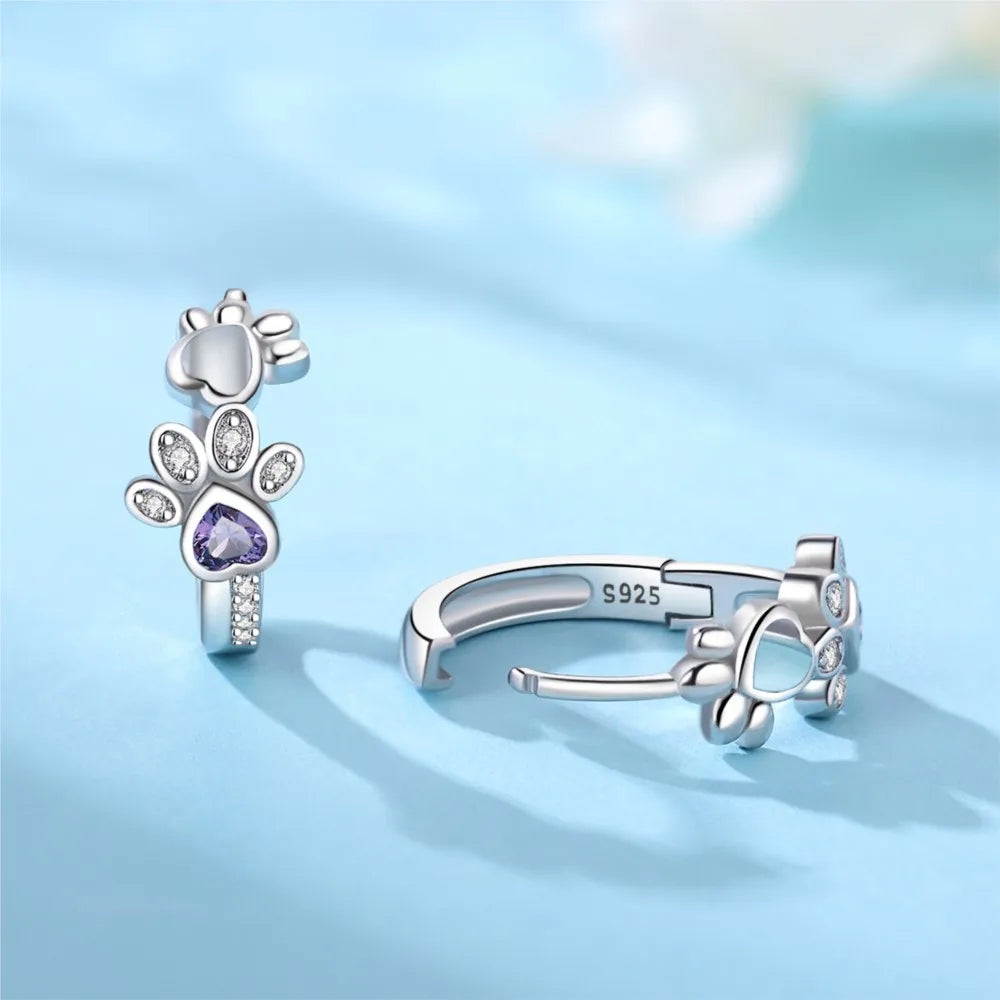 Paw Huggie Earrings in 925 Sterling Silver – With Zirconia and Heart Gem