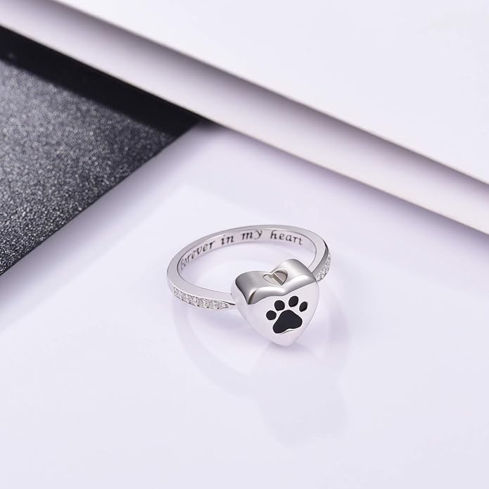 Bague urne avec empreinte de patte et cœur – Bijou funéraire pour animal de compagnie